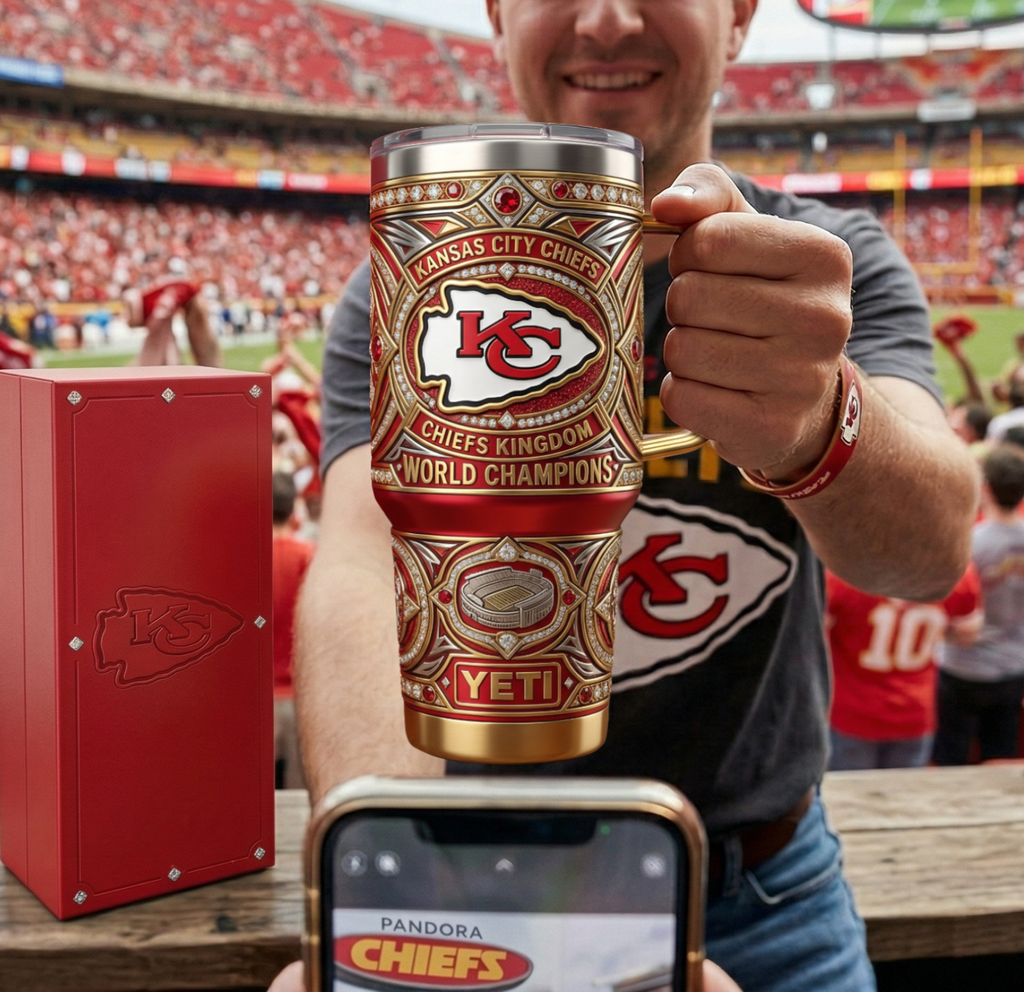 Kansas City Chiefs 40 oz Tumbler with Handle and Lid